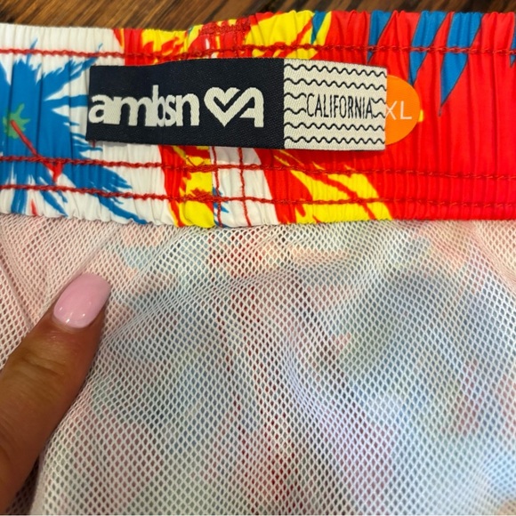 Ambsn California Hawaiian Liner Swim Trunks Sz Xl Elastic Waist Zip Pocket Logo - Picture 5 of 9